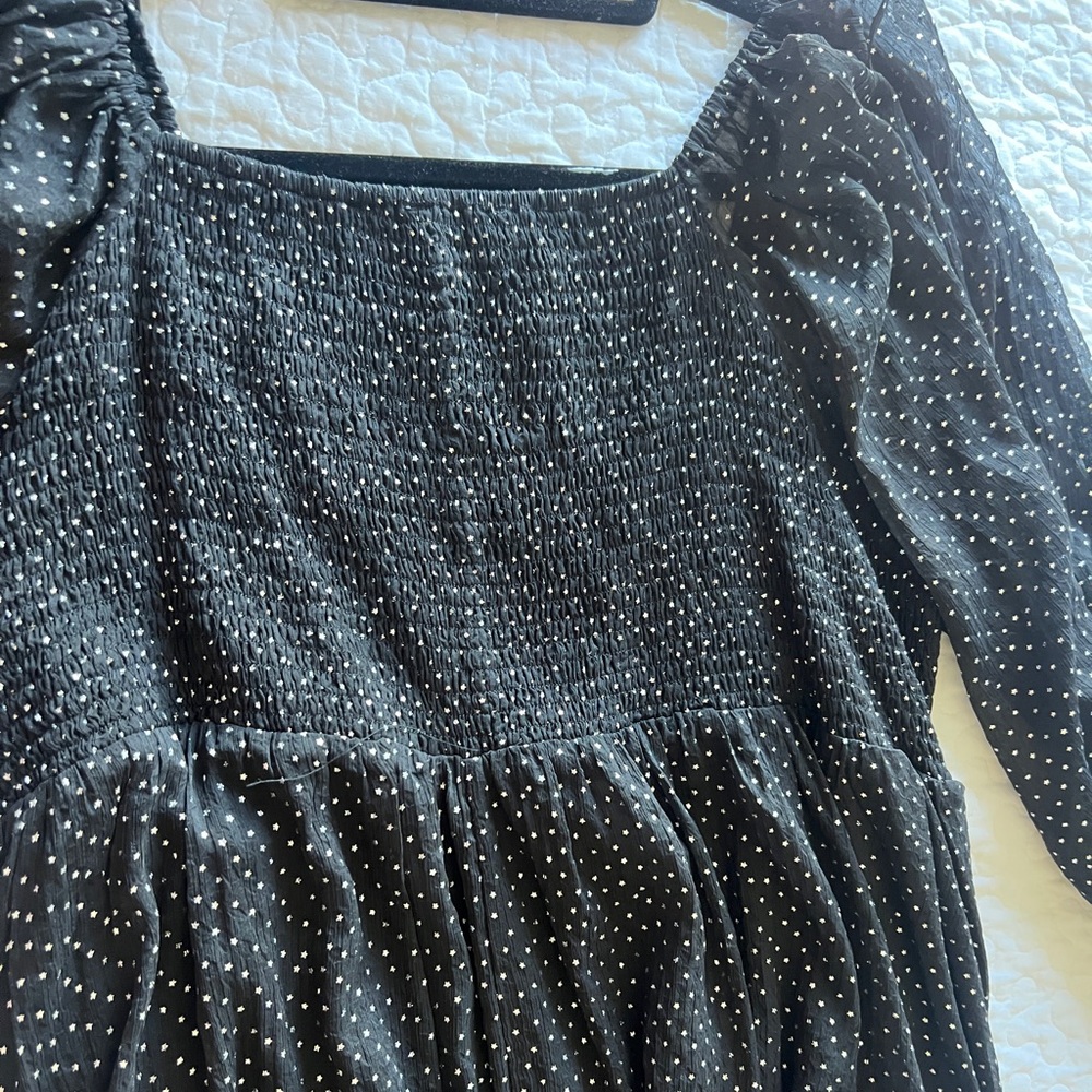 Black  empire waist dress with tiny sliver stars size 1x - Picture 7 of 11